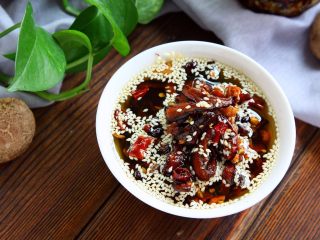 12、香菇菌子油,完全冷却好密封保存