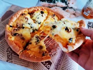 16、奶香红薯披萨,趁热拿起来能看到拉丝