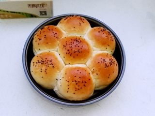 15、无油花生酱面包,成品。