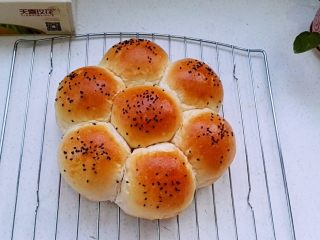 18、无油花生酱面包,成品。