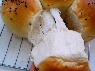 19、无油花生酱面包, 第二天还有拉丝哦。