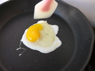 5、三明治,用铲子拢一拢，不要太豪放