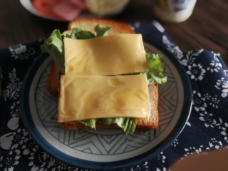 16、三明治,加芝士片