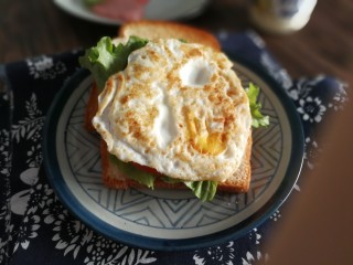 18、三明治,加鸡蛋