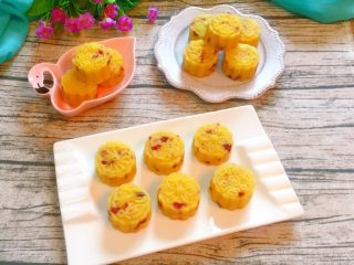 15、蔓越梅绿豆糕,加了蔓越梅的绿豆糕,味道超级棒哦!