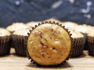 14、低脂养生红枣蛋糕,趁热来一个~~味道棒棒的~