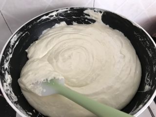 6、雪花酥,搅拌均匀