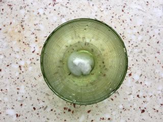 7、北方正宗老面画卷,搅拌均匀；