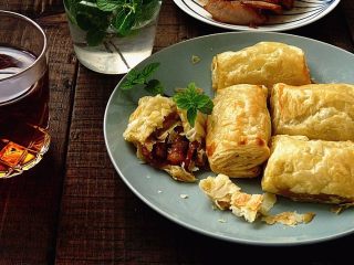 11、叉烧酥,即可食用