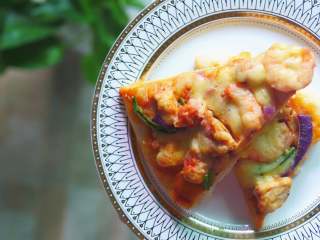 12、鲜虾鸡肉披萨,尽情品尝吧