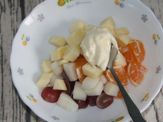 11、水果沙拉,两大勺沙拉酱