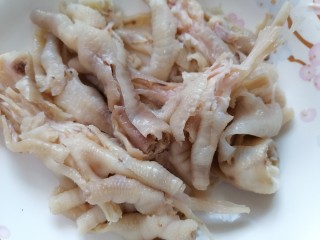 10、无骨鸡爪,全部处理好