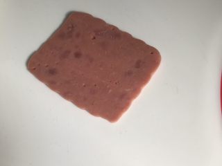 3、黄金三明治,火腿切薄片