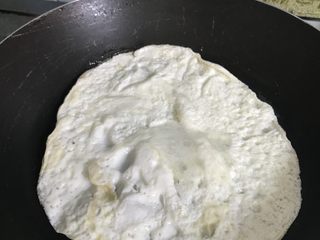 8、黄金三明治,翻面继续煎熟