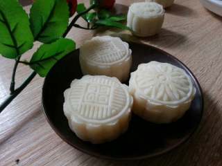 13、冰皮绿豆仁月,oK！