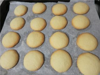 12、提拉米苏小饼干,放凉备用