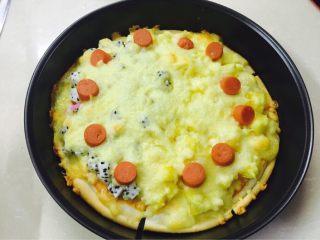 8、水果披萨,搞定 好看又好吃的披萨出炉啦