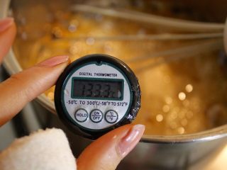 9、蜜蜂窝饼干,搅的时候温度会往上升