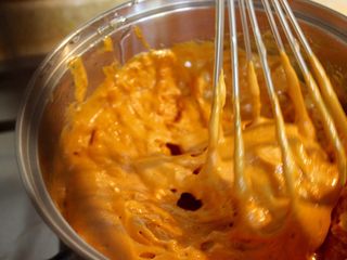 14、蜜蜂窝饼干,它会展开,变很轻很大