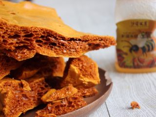 22、蜜蜂窝饼干,好吃!