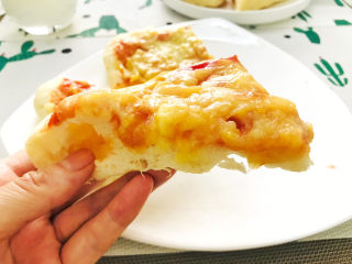 27、芝士榴莲披萨,咬一口，浓浓的榴莲味充斥于味蕾上，太美味了