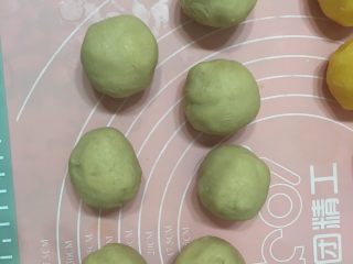 11、广式月饼,包好