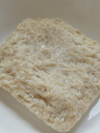 13、自制凉皮/面筋,第7步骤蒸过之后是这样的