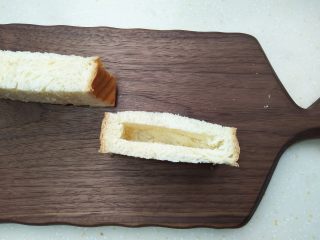 4、口袋三明治,4.	把中间的芯扣掉