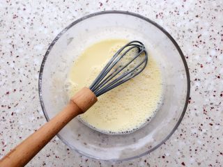 8、蔓越莓甜司康,搅拌均匀；