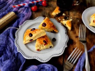 21、蔓越莓甜司康,成品图；