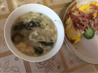 9、自创手抓饼披萨,配汤