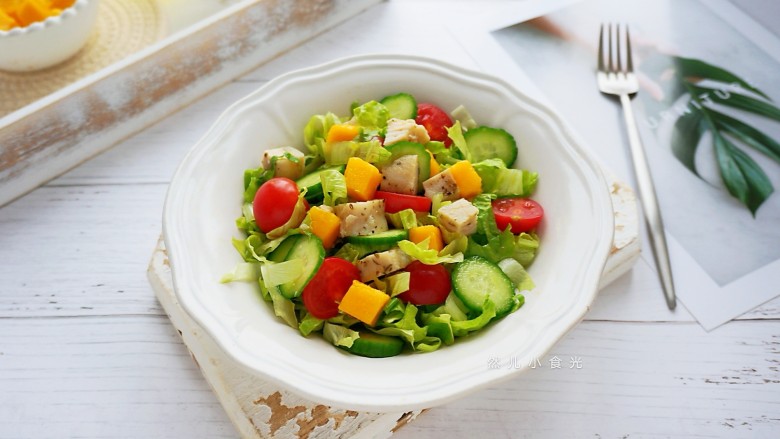 百变水果鸡肉果蔬沙拉
