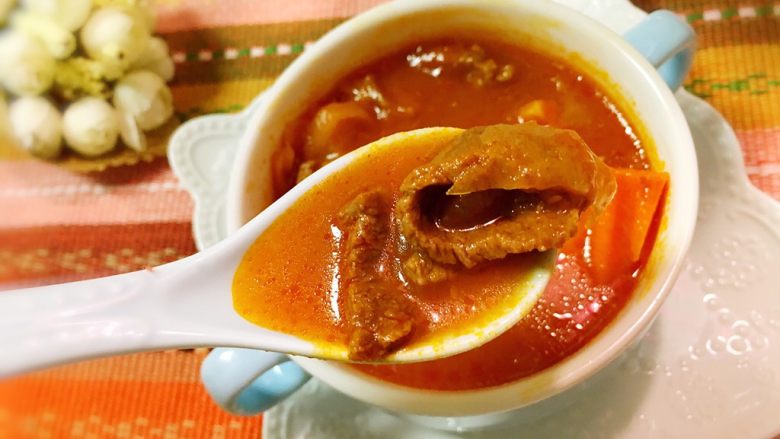 俄式红菜汤「别名罗宋汤」