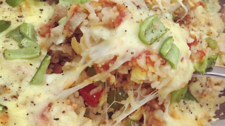 牛肉芝士焗饭简易的蛋炒饭焗饭