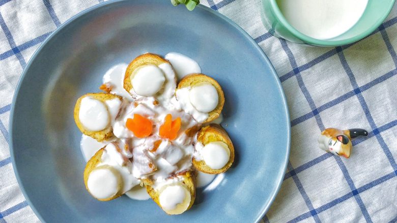 快手早餐酸奶香蕉吐司卷