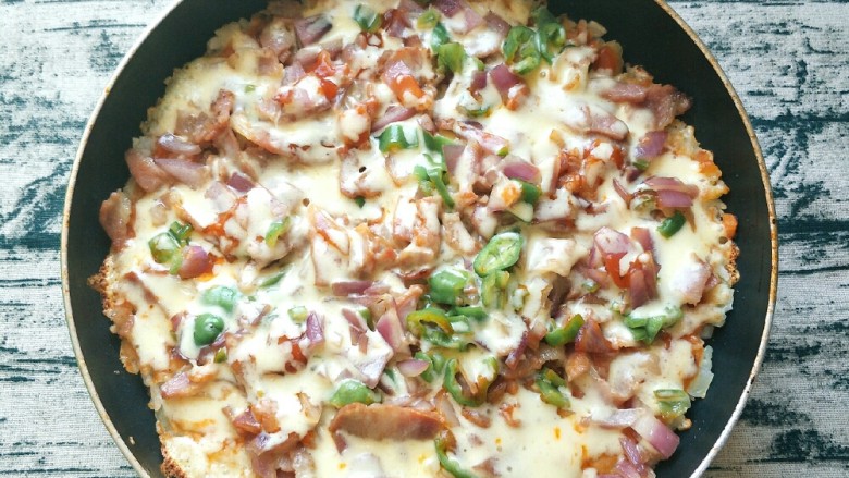 平底锅披萨土豆米饭