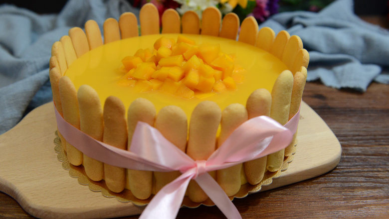 8寸芒果慕斯蛋糕