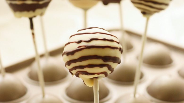 巧克力棒棒糖蛋糕