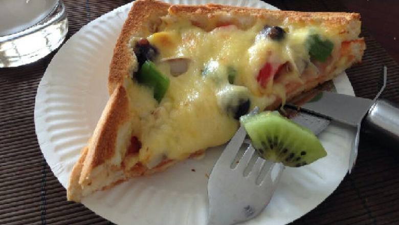 懒人早餐吐司培根披萨