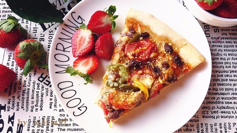 不用装就很嫩黑椒羊肉披萨