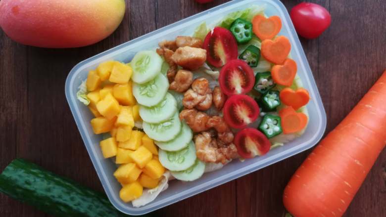 早安早餐清爽照烧鸡沙拉