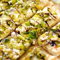 啤酒洋葱抱子甘蓝披萨