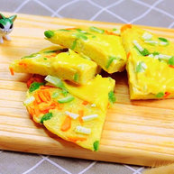 蔬菜奶酪米饭煎饼宝宝辅食鸡蛋毛豆西葫芦胡萝卜