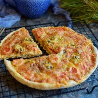 金枪鱼火腿披萨