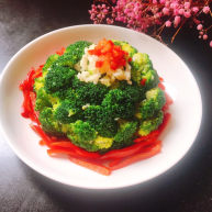 凉拌西兰花减脂