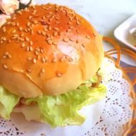 自制麦辣鸡腿汉堡