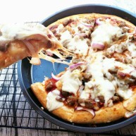 黑胡椒牛肉披萨