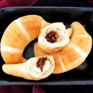 早餐一次性发酵牛角肉松面包无糖低油