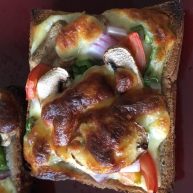 懒人土司蔬菜披萨