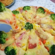 西兰花培根披萨